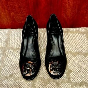 Tory Burch wedges size 9M